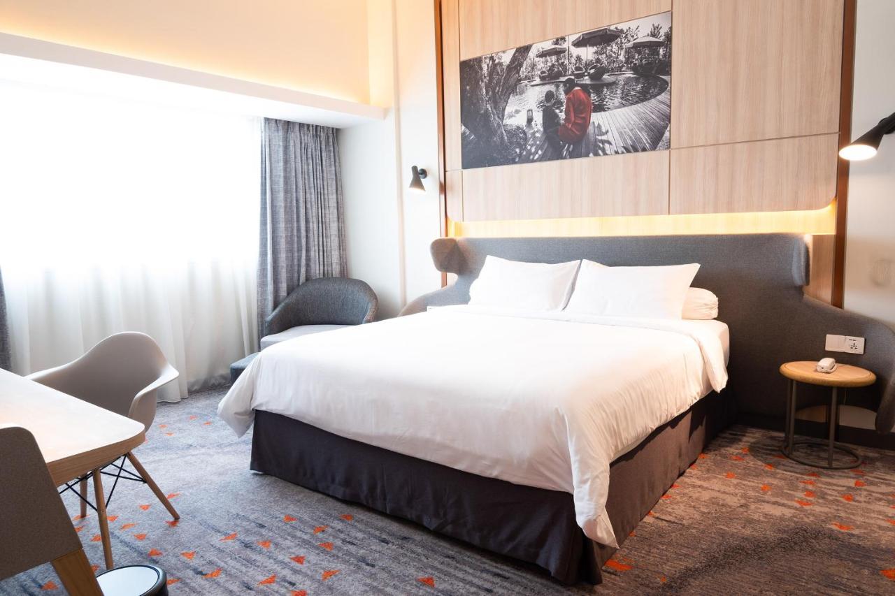 Harris Hotel And Conventions Kelapa Gading Jakarta Exteriör bild