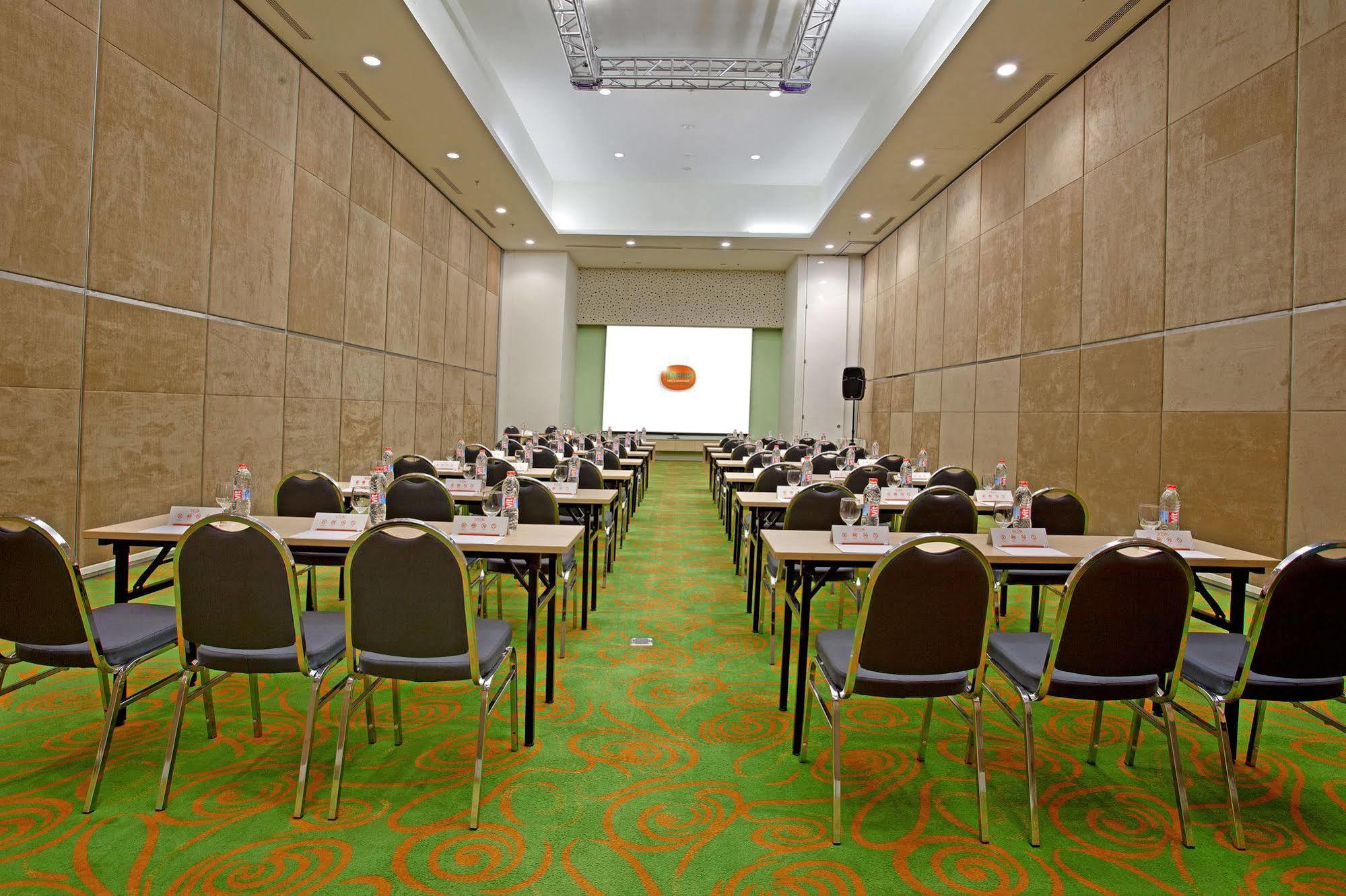 Harris Hotel And Conventions Kelapa Gading Jakarta Exteriör bild
